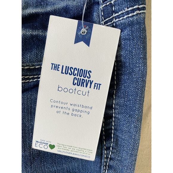 WALLFLOWER LUSCIOUS CURVY FIT INSTA STRETCH BOOTCUT JEANS 20 SHORT NWT - Picture 4 of 10